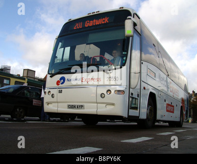 National Express Coach dans la ville de Newport South Wales GB UK 2005 Banque D'Images