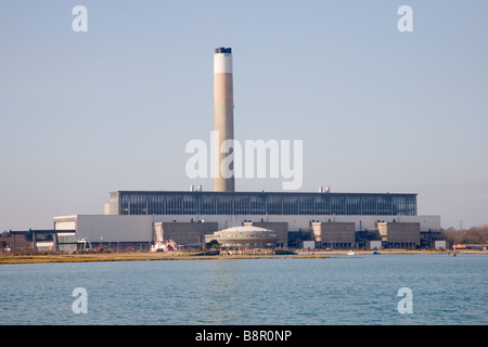 La RWE NPower au pétrole appartenant à la centrale électrique de Fawley Hampshire Banque D'Images