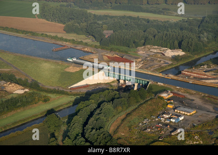 Traversée du canal Dortmund-Ems Lippe, Rivière-du-Nord - Westphalie, Allemagne, la Ruhr, Castrop-Rauxel Banque D'Images