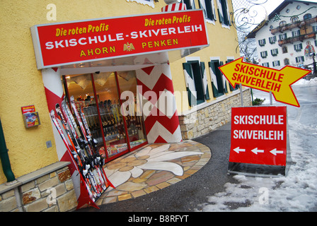 Publicité Les tableaux d'école de ski Mayrhofen Autriche Tyrol Banque D'Images