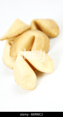 Fortune cookies sur fond blanc Banque D'Images