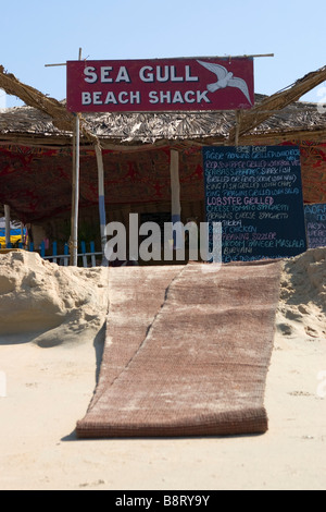 Beach bar sur la plage de Varca, Goa, Inde. Banque D'Images