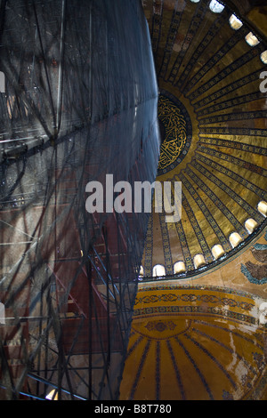 Restauration de l'intérieur de la Basilique Sainte Sophie Sainte Sophie mosquée à Istanbul, anciennement une église byzantine. Banque D'Images