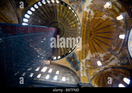 Restauration de l'intérieur de la Basilique Sainte Sophie Sainte Sophie mosquée à Istanbul, anciennement une église byzantine. Banque D'Images