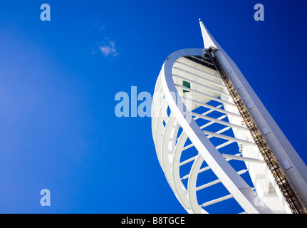 Jusqu'à lors de la tour Spinnaker à GUNWHARF QUAYS de Portsmouth, Hampshire, Royaume-Uni Banque D'Images