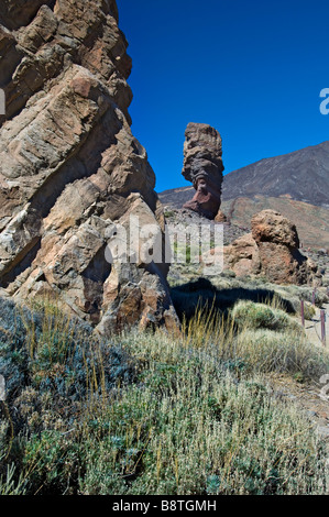 LAS CANADAS TEIDE nature paysage spectaculaire et de formations rocheuses de Las Canadas en Parc National de Teide Tenerife Banque D'Images