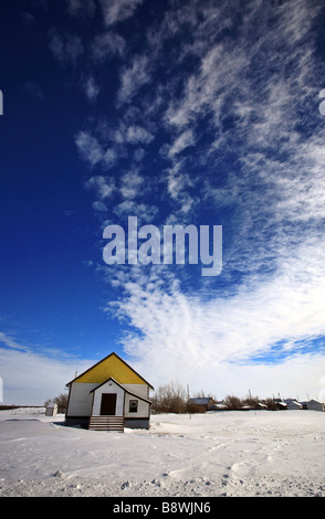 Old Abandoned Homestead en hiver en Saskatchewan Banque D'Images