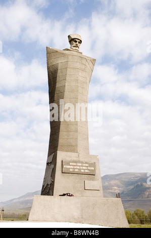 La gigantesque statue homme du Caucase dans la région de l'elbrous du nord du Caucase du sud-ouest de la Russie Banque D'Images