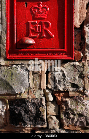 Post Box à Exeter, Devon, UK Banque D'Images