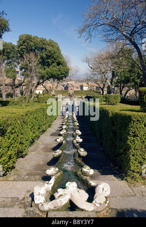 Italie, Latium comté - Fontana della Catena à Villa Lante à Bagnaia les jardins de village Banque D'Images