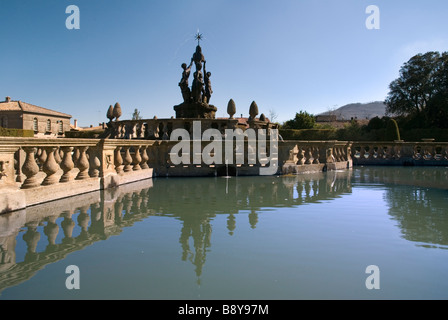 Italie - Fontana dei Mori, il Quadrato fontaine en jardins, Bagnaia, village du comté de Latium Banque D'Images