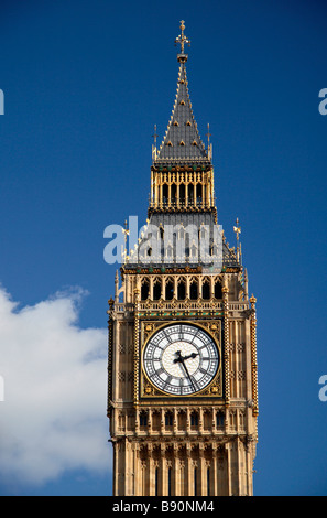 L'horloge de la tour de theElizabeth au Palais de Westminster, Londres souvent appelé Big Ben. Banque D'Images