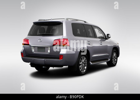 2009 Lexus LX LX570 en gris - angle de vue arrière Banque D'Images