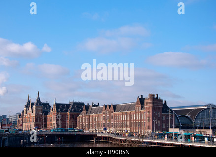 Amsterdam Centraal Station Stationsplein Banque D'Images