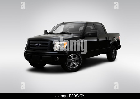 2009 Ford F-150 FX4 en noir - angle de vue avant Banque D'Images