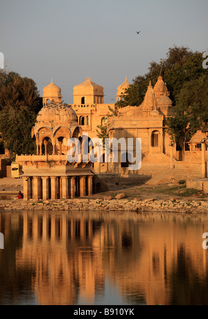 Inde Rajasthan Jaisalmer Gadi Sagar Tank sanctuaires Banque D'Images