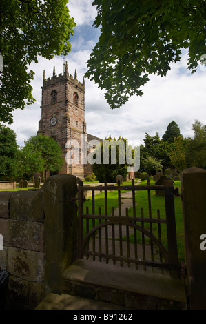 L'église paroissiale de St Peters Prestbury Cheshire UK Banque D'Images