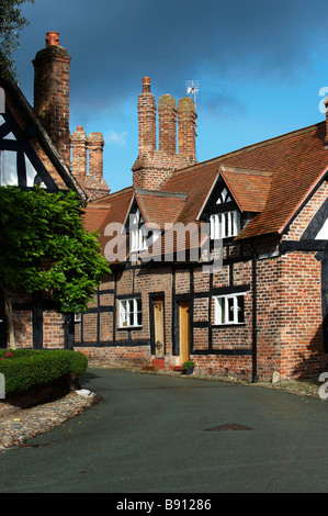 La rue de l'église Grand Budworth Nr Northwich Cheshire UK Banque D'Images