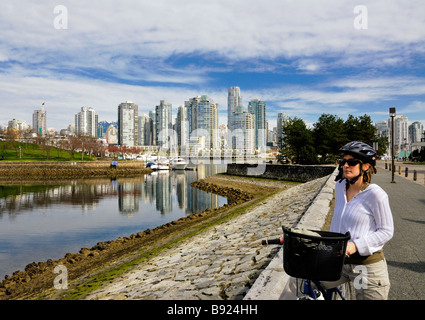 Sur la passerelle sur la côte de Vancouver Banque D'Images