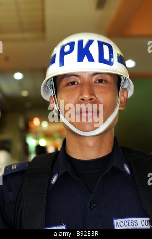 Security guard plaza Mangga Dua jakarta indonésie Banque D'Images