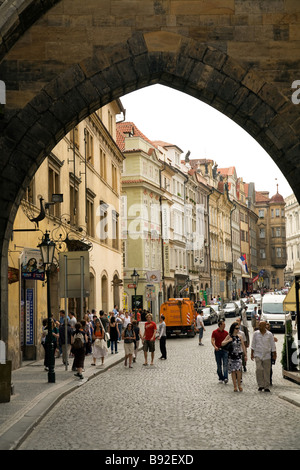 Rue Pavée, dans Mala Strana à Prague République Tchèque Banque D'Images