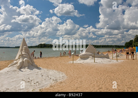 Sculpture de sable sur le lac Set Beach à Võru, Estonie, Europe Banque D'Images