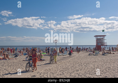 La plage de Pärnu, Estonie, Europe Banque D'Images