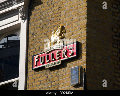 Brasserie Fullers signe. Banque D'Images