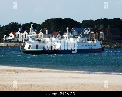 Le port de Poole Ferry de bancs à la péninsule de Studland Banque D'Images