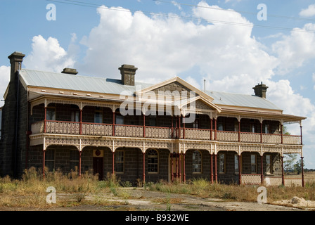 Bâtiment classé au patrimoine de l'hôpital public de l'époque victorienne à Kyneton , Victoria , Australie. Vendu en septembre 2019 et en attente de rénovation. Banque D'Images