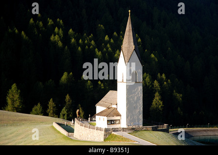 Dans Lantauferstal Langtaiufern l'église du sud des Alpes tyroliennes de la vallée de l'Alto Adige Italie Banque D'Images