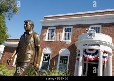 CAPE COD HYANNIS NOUS statue de John F Kennedy à l'affaire JFK Museum PHOTO GERRIT DE HEUS Banque D'Images