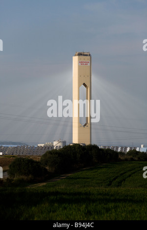 Projet de centrale électrique solaire Abengoa, près de Séville. L'Espagne. Banque D'Images