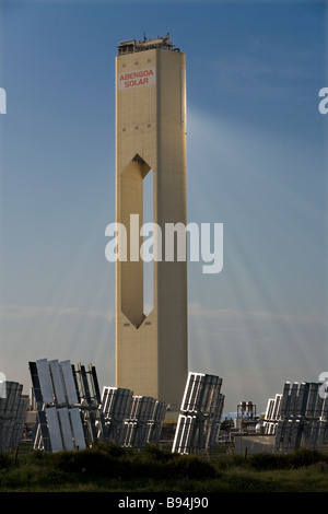 Projet de centrale électrique solaire Abengoa, près de Séville. L'Espagne. Banque D'Images