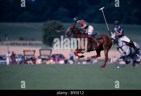 Equestrian SPORT Polo Polo match ayant lieu à Cowdray Park à Midhurst West Sussex England Banque D'Images