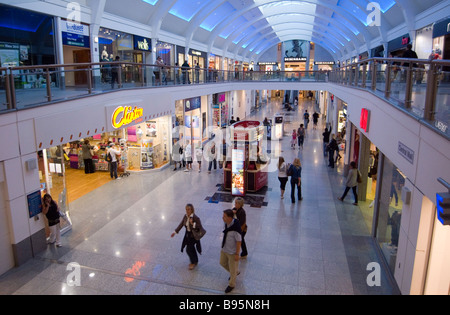 L'Angleterre, l'East Sussex, Brighton, Churchill Square Shopping Centre intérieur. Banque D'Images