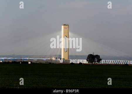 Projet de centrale électrique solaire Abengoa, près de Séville. L'Espagne. Banque D'Images