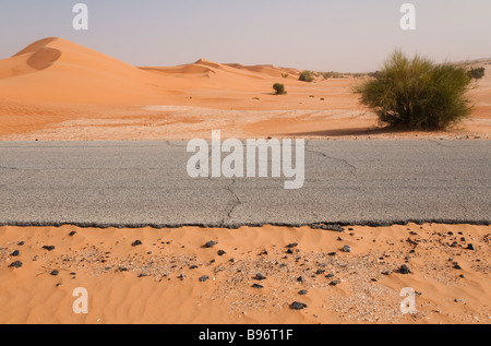 L'Afrique de l'Ouest Mauritanie Route de l espoir Route de Nouakchott à Néma 1200 kms Banque D'Images