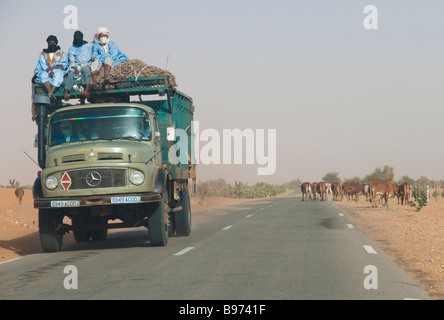 L'Afrique de l'Ouest Mauritanie Route de l espoir Route de Nouakchott à Néma 1200 kms Banque D'Images