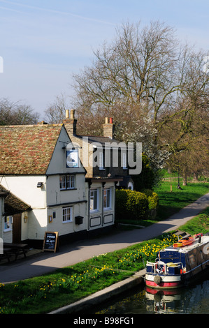 Fort Saint George Pub par la rivière Cam à Cambridge en Angleterre commun au milieu de l'UK Banque D'Images