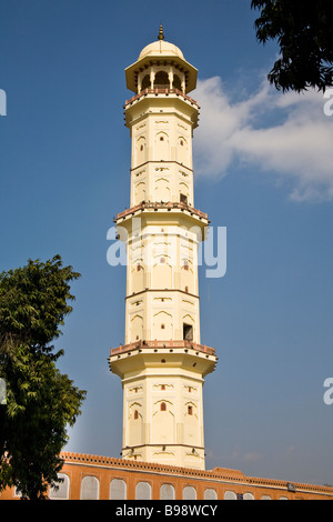 Iswari Minar Swarg Suli minaret, la ville rose, Jaipur, Rajasthan, Inde Banque D'Images