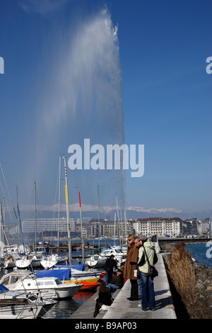 Jet d'eau jet d'eau ou les villes célèbres genève suisse Banque D'Images