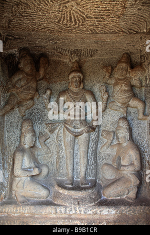 L'Inde Tamil Nadu Mamallapuram Mahabalipuram Trimurti Cave Temple Banque D'Images