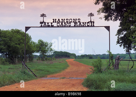 Ranch près de la porte en fer forgé Groesbeck dans Limestone Comté Texas USA Banque D'Images