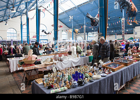 Marché aux puces Abergavenny Wales UK Banque D'Images