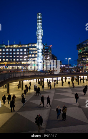 Voir la soirée de Sergels Torg dans le centre de Stockholm Suède Banque D'Images