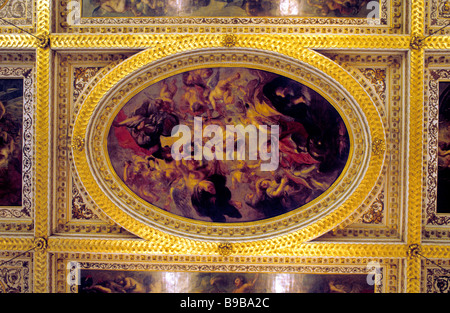 Maison banquet plafond peint Rubens détail Whitehall London England UK 17e siècle doré doré peinture Banque D'Images