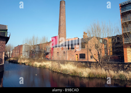 La "Rivière Don' à Kelham Island, Sheffield, South Yorkshire, Angleterre Banque D'Images