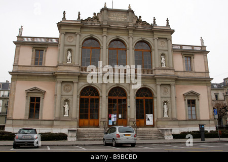 Façade du conservatoire de musique une salle de concert de musique classique la place neuve genève suisse Banque D'Images