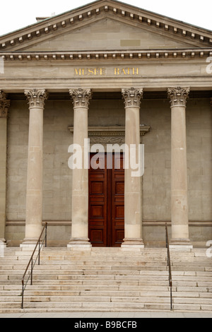 Façade du musée Rath le premier musée suisse a fait don au fine arts place neuve genève suisse Banque D'Images